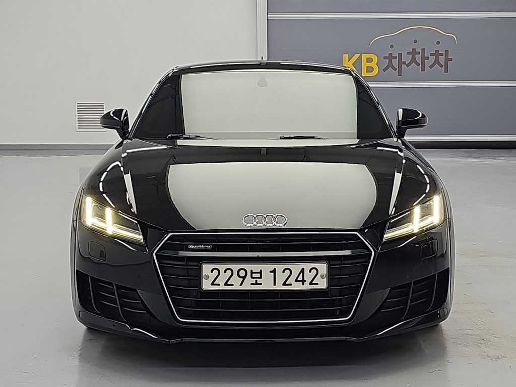 아우디 TT TT (8S) 쿠페 45 TFSI 콰트로 이미지 2
