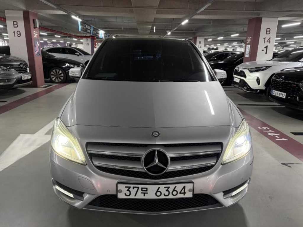 벤츠 B 클래스 (MY B) B클래스 (MY B) B200 CDI 블루이피션시 스포츠팩 이미지 1