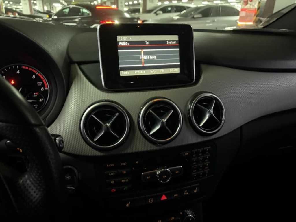 벤츠 B 클래스 (MY B) B클래스 (MY B) B200 CDI 블루이피션시 스포츠팩 이미지 6
