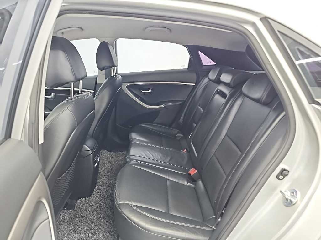 현대 i30 뉴 i30 1.6 GDI 익스트림 이미지 12