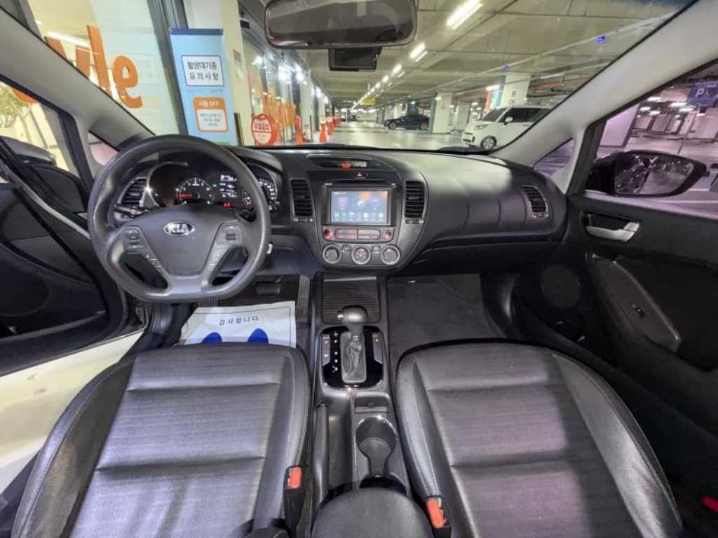 기아 K3 더뉴 K3 1.6 GDI 디럭스 이미지 6
