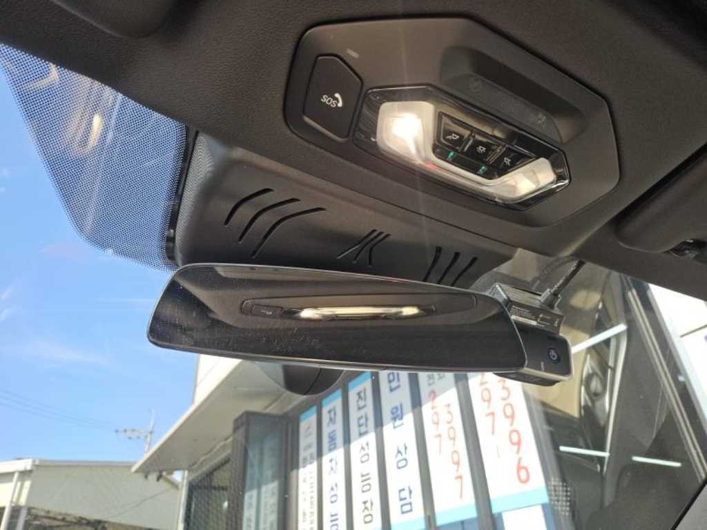 BMW 4시리즈 4시리즈 (G22) 420i 컨버터블 M 스포츠 이미지 6