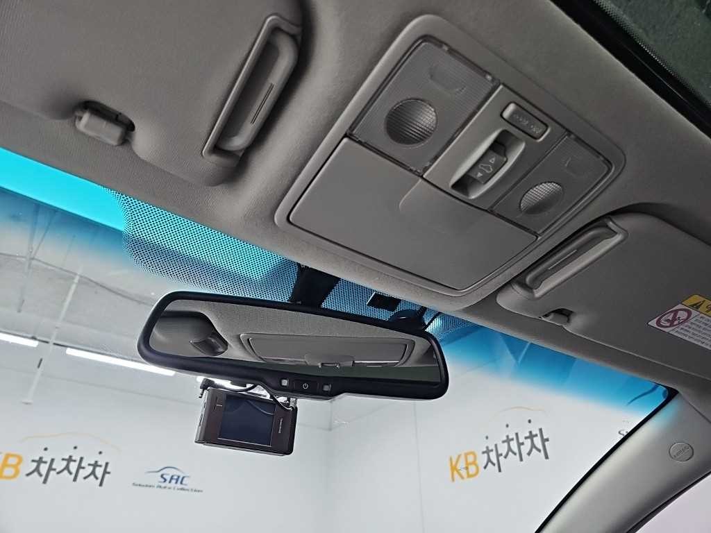 기아 포르테 포르테쿱 2.0 프레스티지 이미지 16