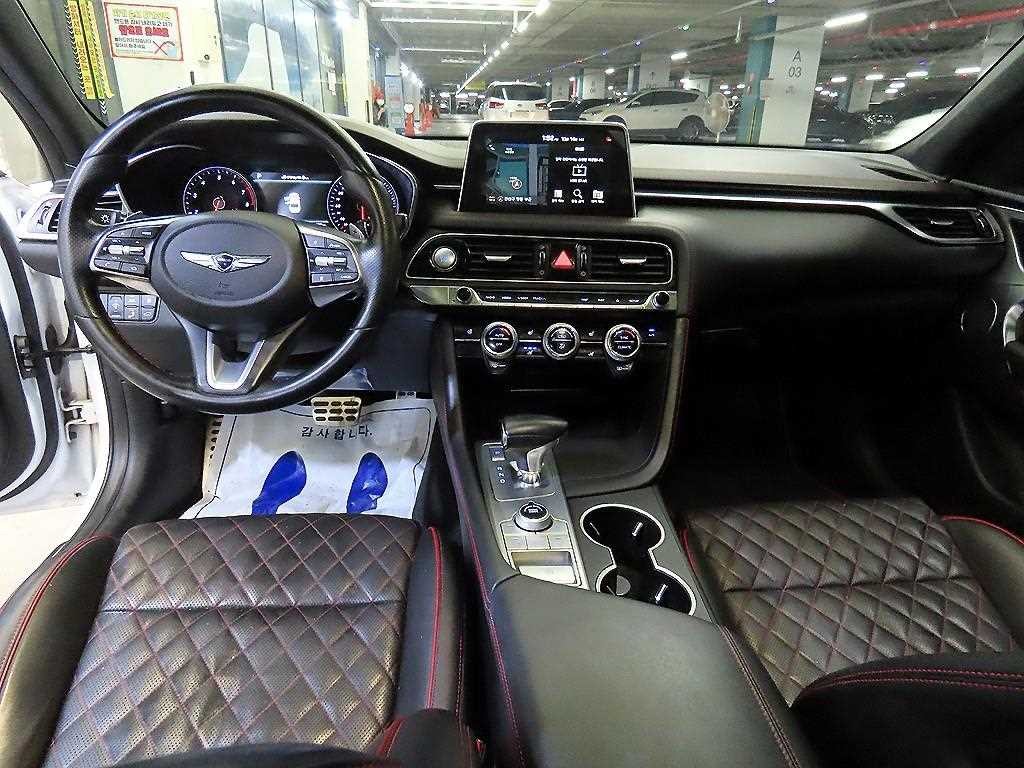 제네시스 G70 3.3T 스포츠 AWD 슈프림 이미지 10