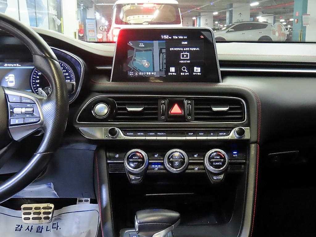 제네시스 G70 3.3T 스포츠 AWD 슈프림 이미지 11