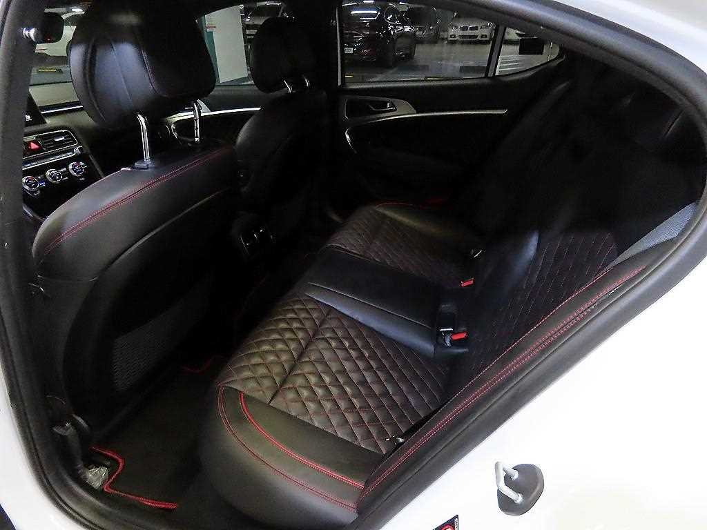 제네시스 G70 3.3T 스포츠 AWD 슈프림 이미지 7