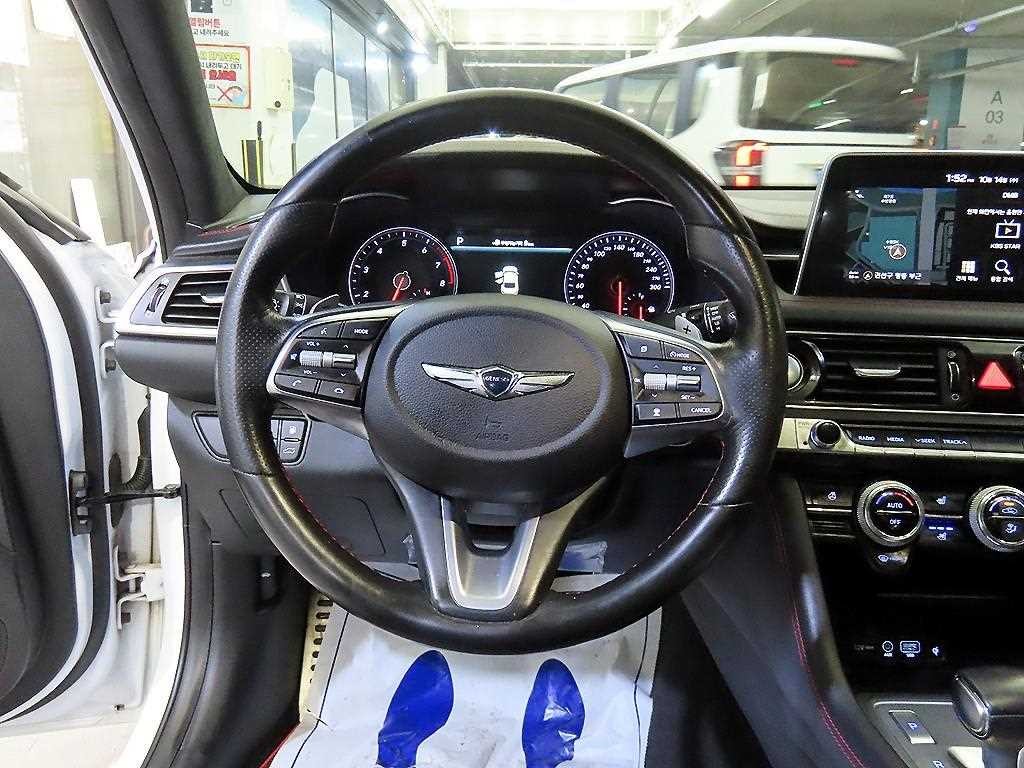 제네시스 G70 3.3T 스포츠 AWD 슈프림 이미지 8