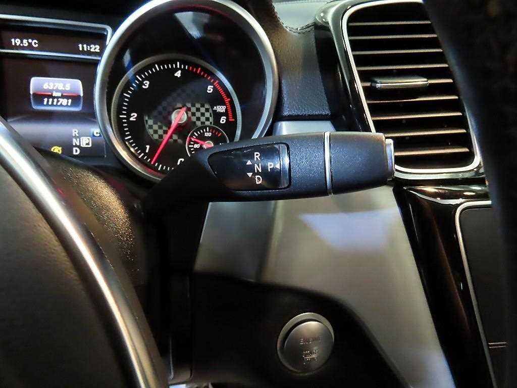 벤츠 GLE 클래스 GLE 클래스 W166 GLE 350 d 4MATIC 쿠페 이미지 12