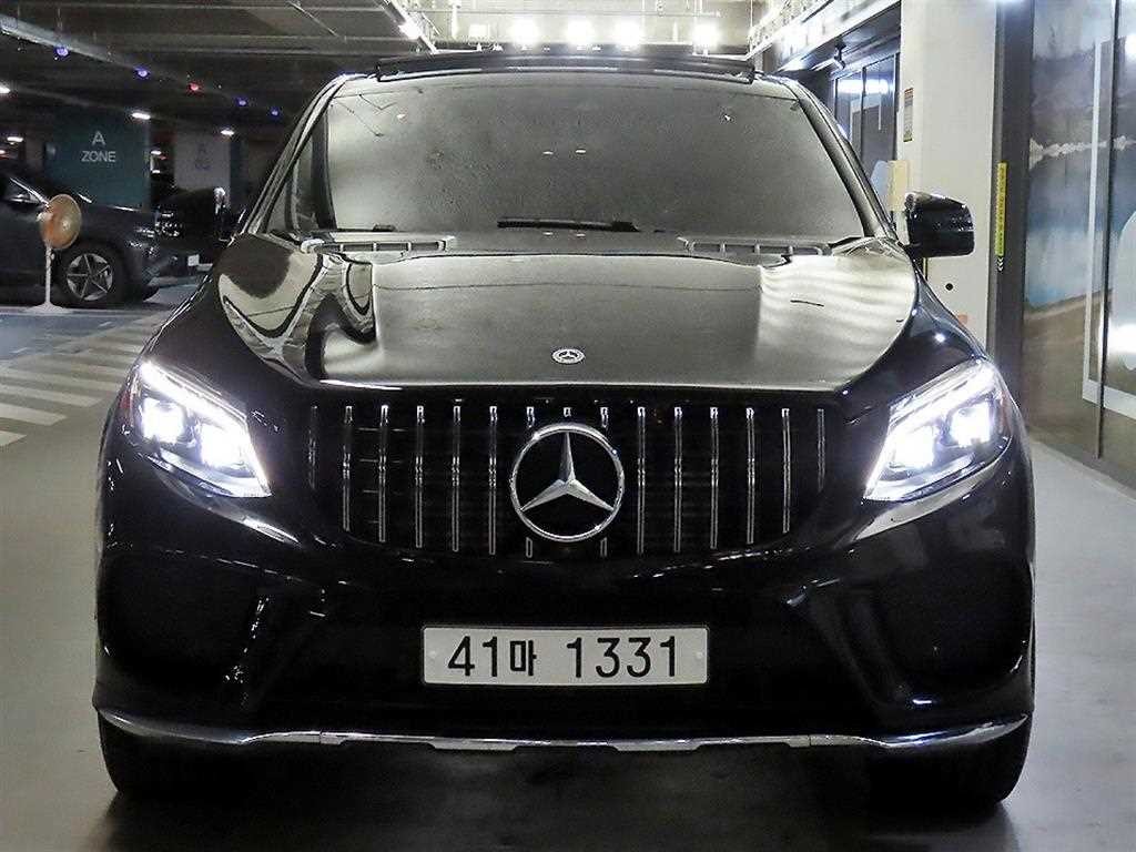 벤츠 GLE 클래스 GLE 클래스 W166 GLE 350 d 4MATIC 쿠페 이미지 2