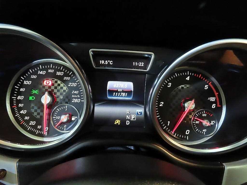 벤츠 GLE 클래스 GLE 클래스 W166 GLE 350 d 4MATIC 쿠페 이미지 9