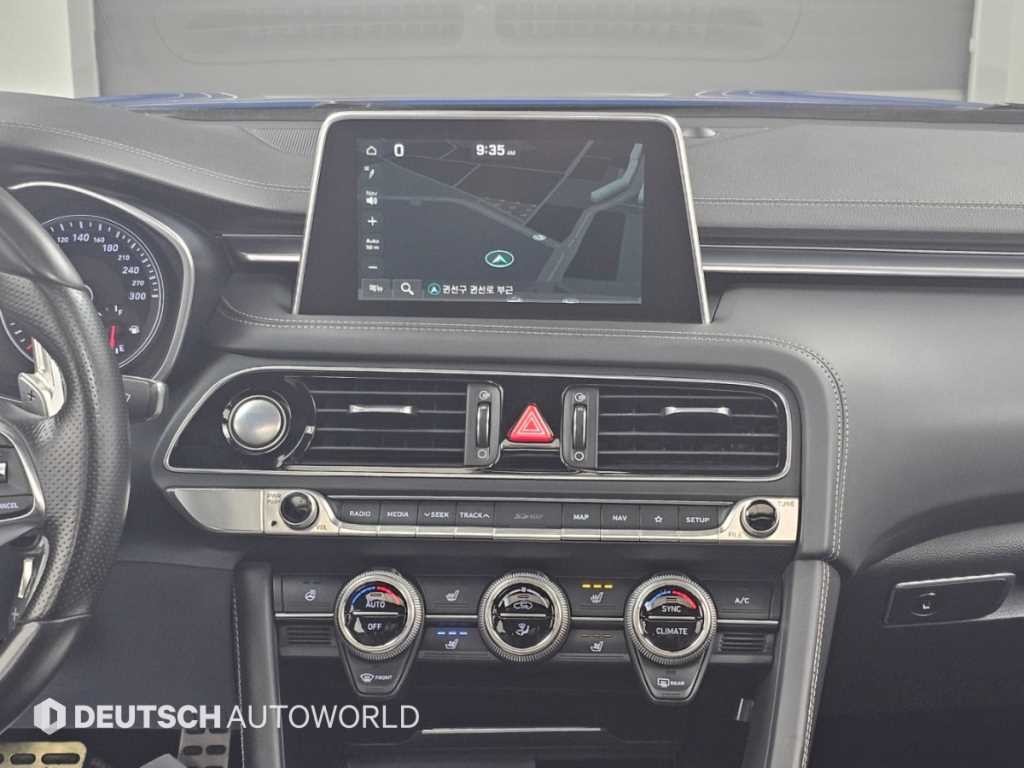 제네시스 G70 3.3T 스포츠 AWD 슈프림 이미지 14