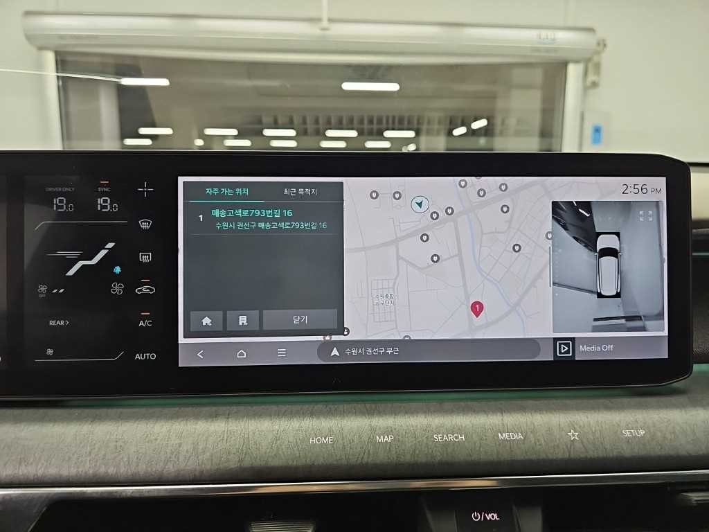 기아 EV9 롱레인지 4WD 어스 이미지 16