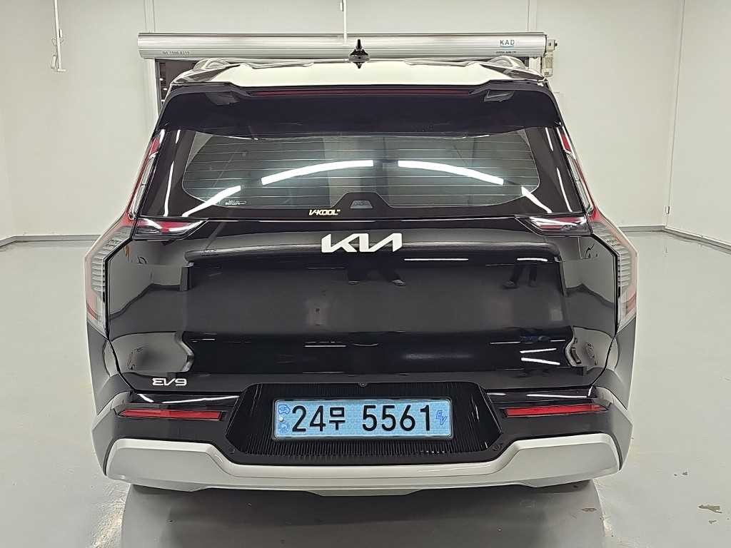 기아 EV9 롱레인지 4WD 어스 이미지 3