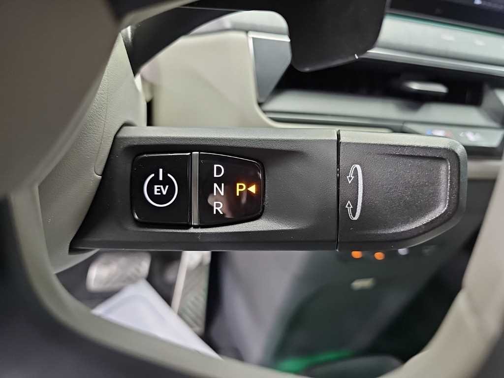 기아 EV9 롱레인지 4WD 어스 이미지 8