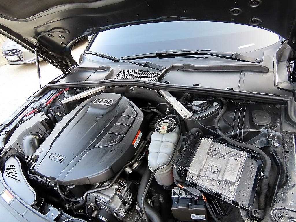 아우디 A5 A5 (F5) 45 TFSI 콰트로 프리미엄 스포트백 이미지 19