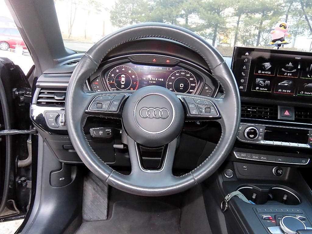아우디 A5 A5 (F5) 45 TFSI 콰트로 프리미엄 스포트백 이미지 8