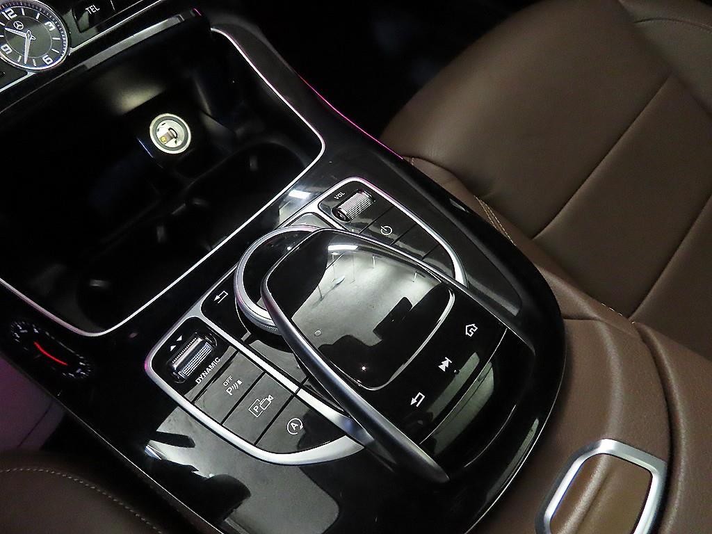 벤츠 E 클래스 E-클래스 W213 E220d 아방가르드 이미지 13