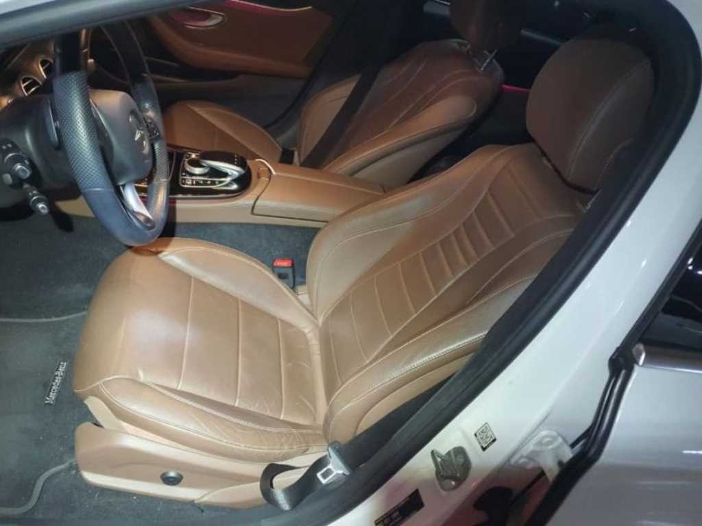 벤츠 E 클래스 E-클래스 W213 E220d 아방가르드 이미지 5
