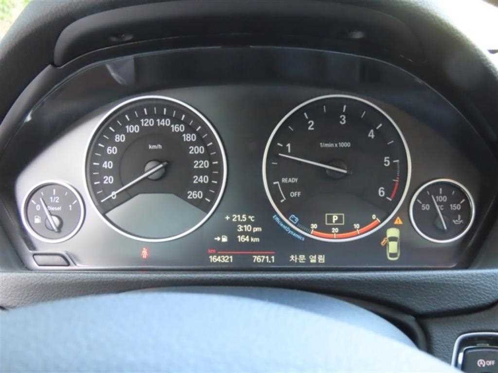 BMW 4시리즈 4시리즈 (F32) 420d xDRIVE 그란쿠페 럭셔리 이미지 5