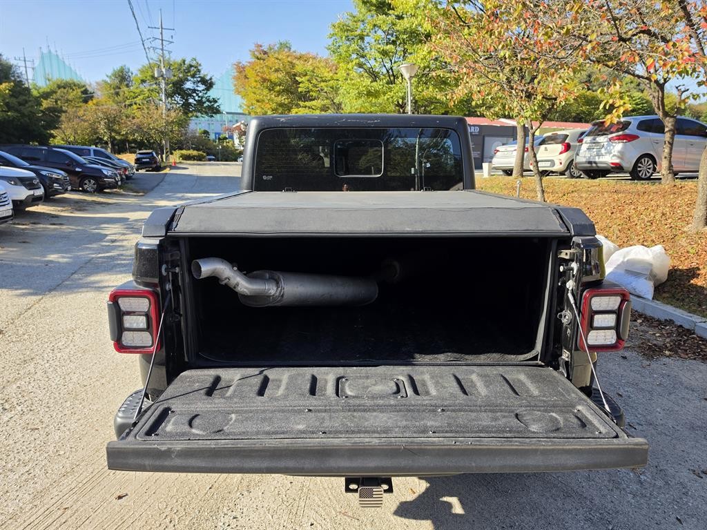지프 글래디에이터 3.6 루비콘 4WD 이미지 5