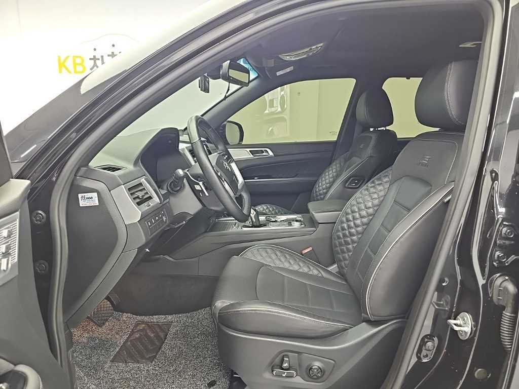 KG모빌리티(쌍용) 렉스턴 올 뉴 렉스턴 (Y450) 디젤 2.2 4WD 더 블랙 이미지 11