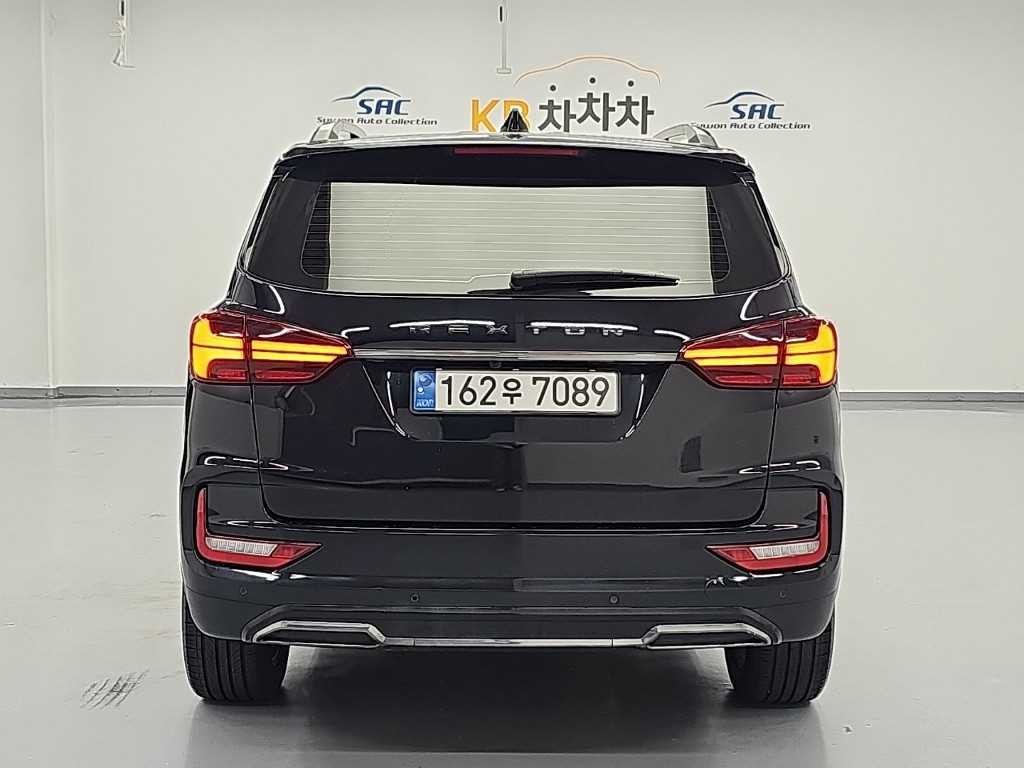 KG모빌리티(쌍용) 렉스턴 올 뉴 렉스턴 (Y450) 디젤 2.2 4WD 더 블랙 이미지 3