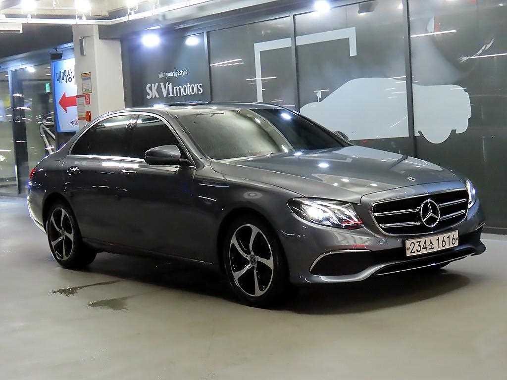 벤츠 E 클래스 E-클래스 W213 E250 아방가르드 이미지 1