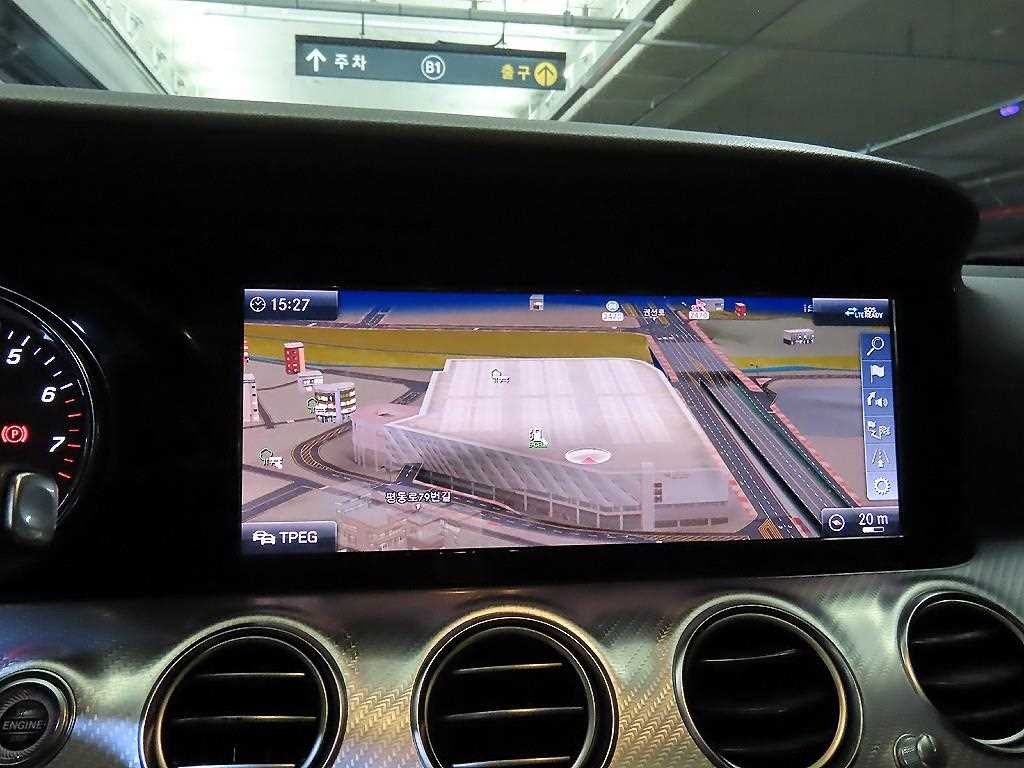 벤츠 E 클래스 E-클래스 W213 E250 아방가르드 이미지 13