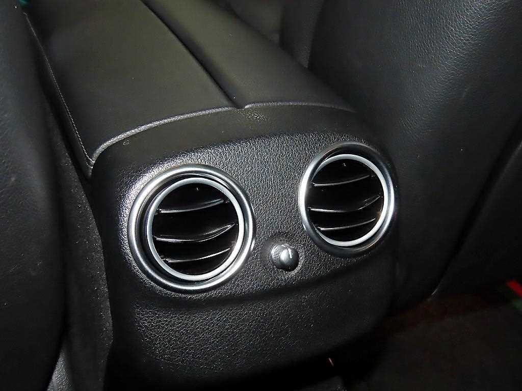벤츠 E 클래스 E-클래스 W213 E250 아방가르드 이미지 16