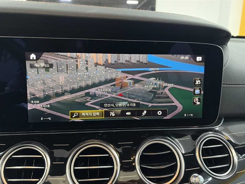 벤츠 E 클래스 E-클래스 W213 E450 4MATIC 익스클루시브 이미지 17