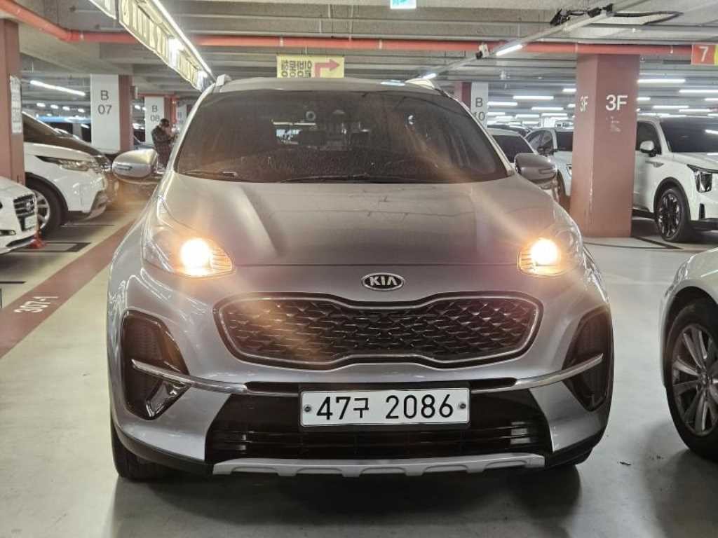 기아 스포티지 스포티지 더 볼드 2.0 가솔린 2WD 프레스티지 이미지 2
