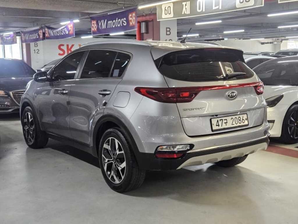 기아 스포티지 스포티지 더 볼드 2.0 가솔린 2WD 프레스티지 이미지 4