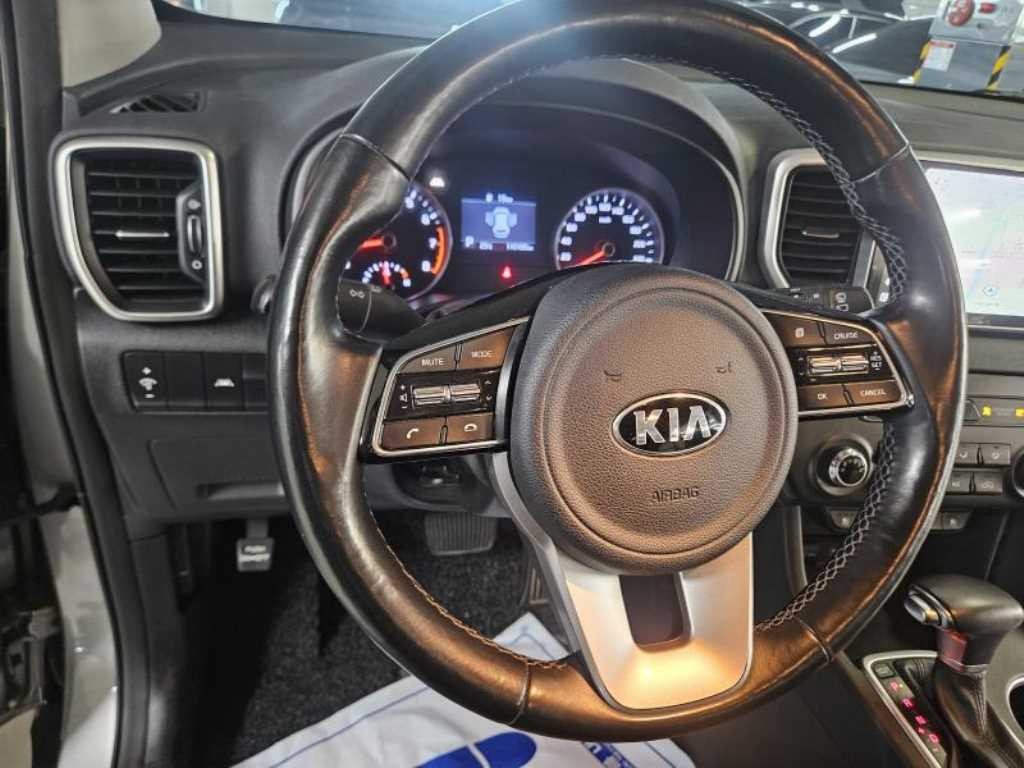 기아 스포티지 스포티지 더 볼드 2.0 가솔린 2WD 프레스티지 이미지 7