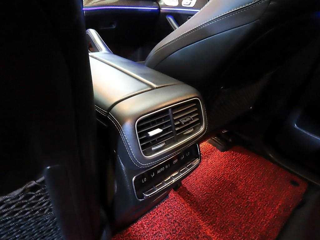 벤츠 GLE 클래스 GLE 클래스 W167 GLE 53 AMG 4MATIC 플러스 쿠페 이미지 14