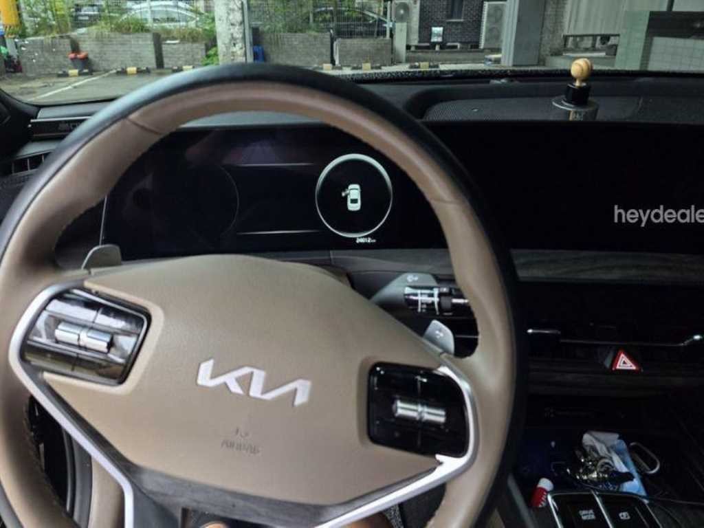 기아 K8 2.5 2WD 노블레스 이미지 4
