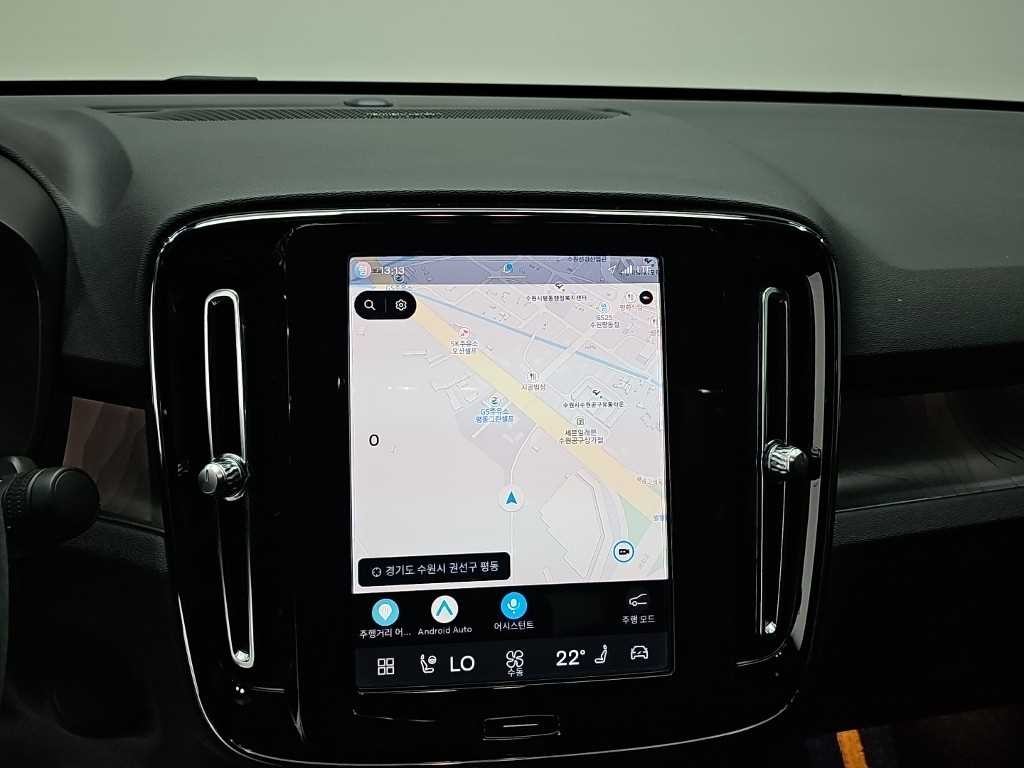 볼보 C40 리차지 트윈 얼티메이트 AWD 이미지 14