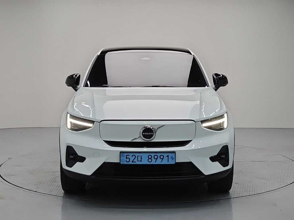 볼보 C40 리차지 트윈 얼티메이트 AWD 이미지 2