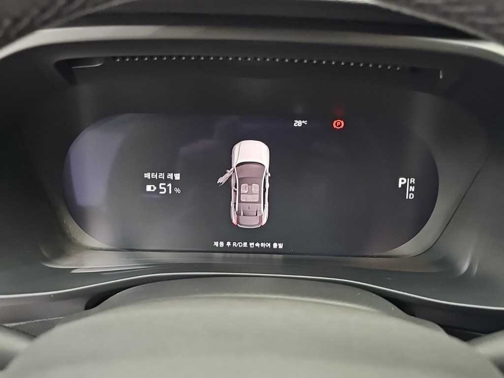 볼보 C40 리차지 트윈 얼티메이트 AWD 이미지 6