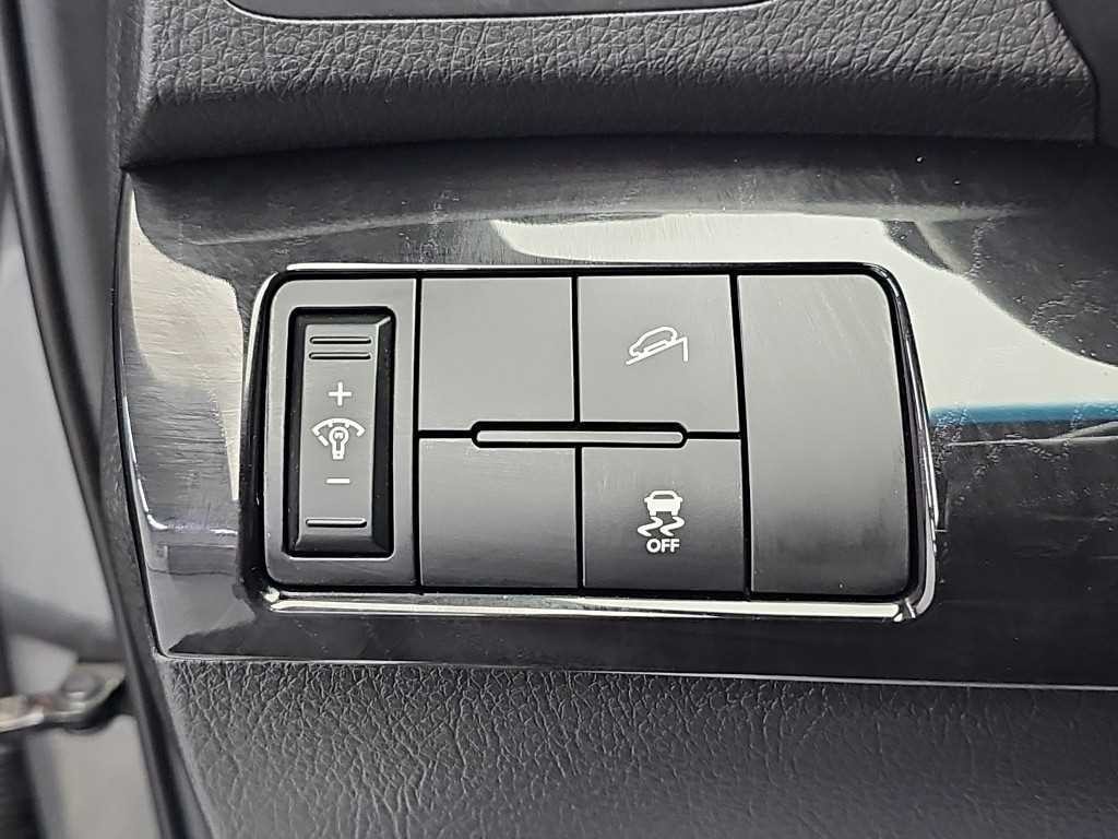 기아 쏘렌토 뉴 쏘렌토 R 2WD 2.0 TLX 스페셜 이미지 18