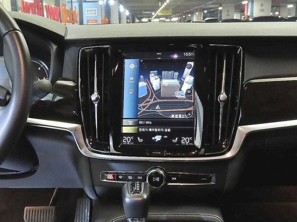 볼보 S90 D5 AWD 인스크립션 이미지 11