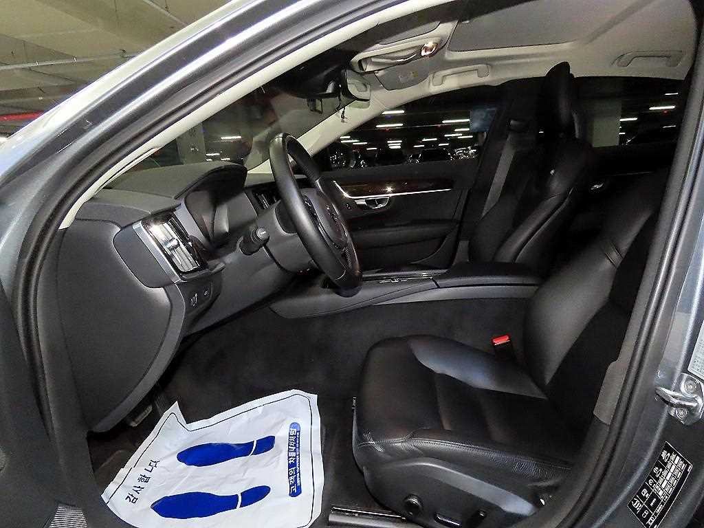 볼보 S90 D5 AWD 인스크립션 이미지 6