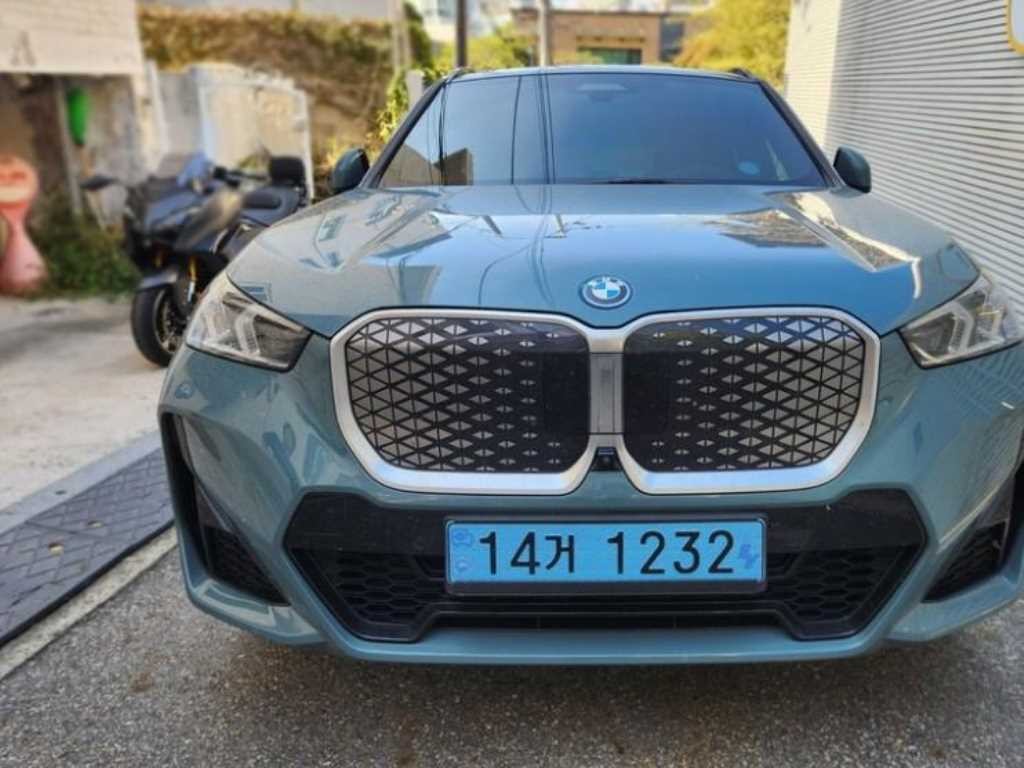 BMW iX1 iX1 (U11) xDrive 30 M 스포츠 이미지 2