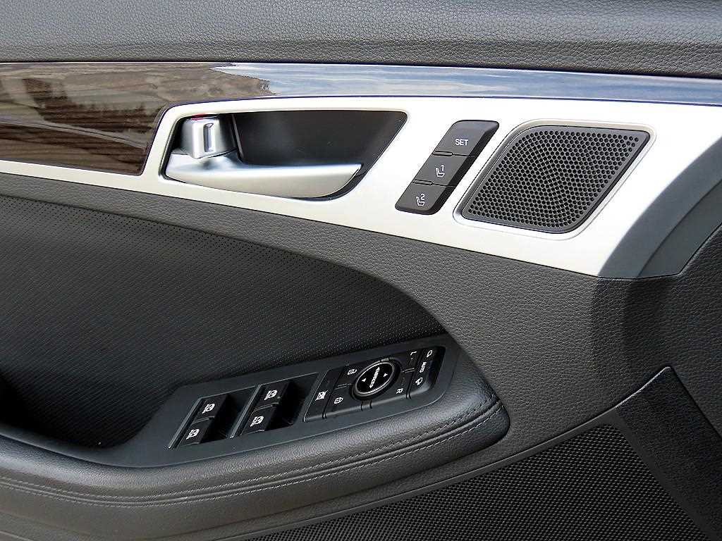 제네시스 G80 3.3 GDI AWD 럭셔리 이미지 11
