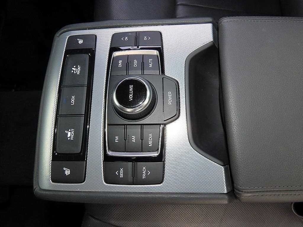 제네시스 G80 3.3 GDI AWD 럭셔리 이미지 18