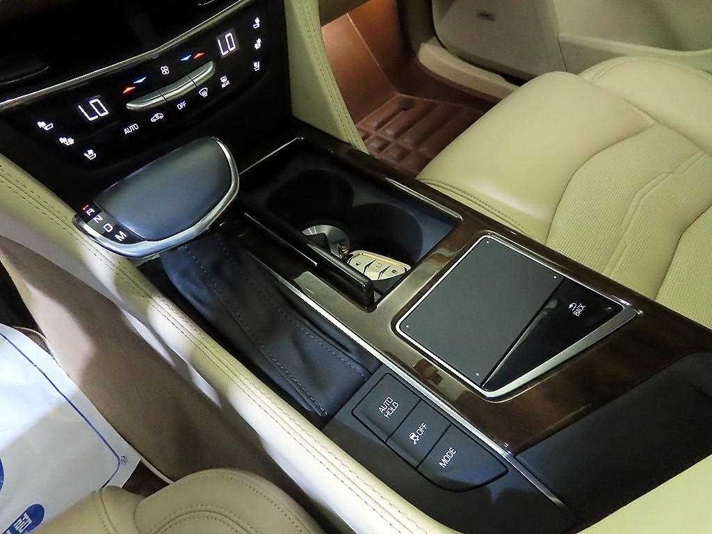 캐딜락 CT6 3.6 플래티넘 AWD 이미지 12