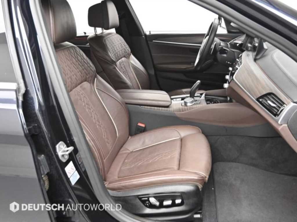 BMW 5시리즈 5시리즈 (G30) 520d xDrive M 스포츠 플러스 이미지 10
