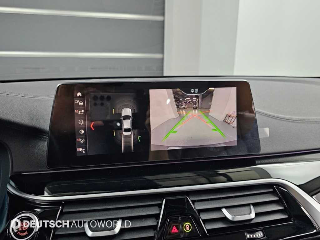 BMW 5시리즈 5시리즈 (G30) 520i 럭셔리 이미지 15
