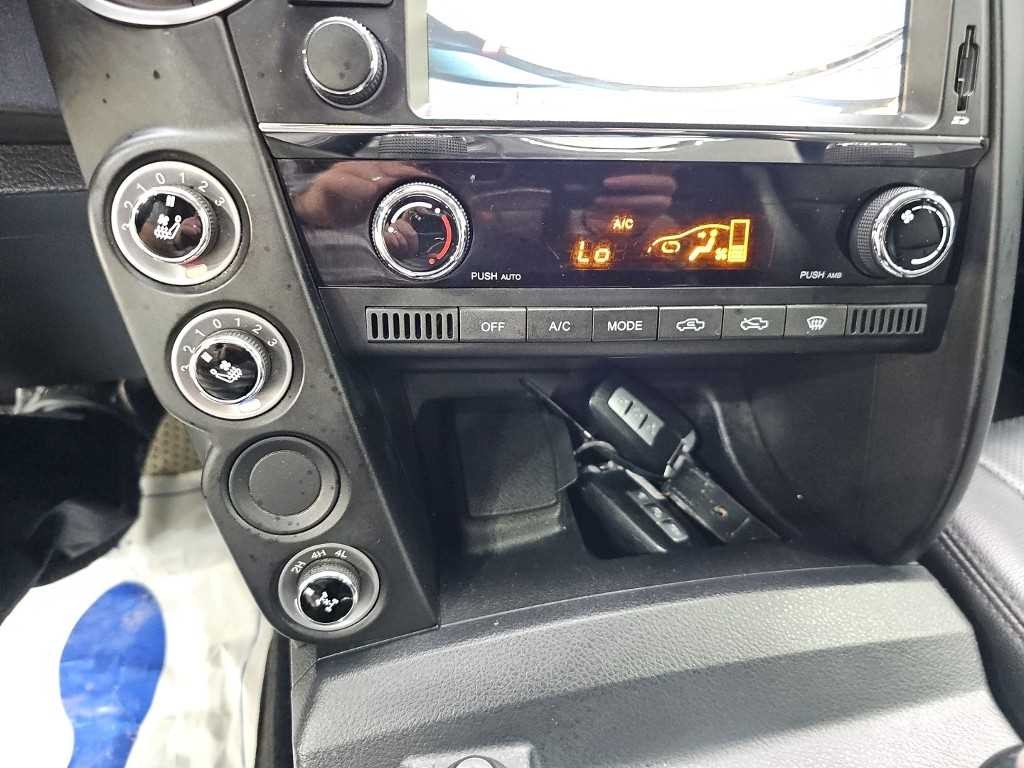 KG모빌리티(쌍용) 코란도 코란도스포츠 디젤 4WD 익스트림 이미지 10