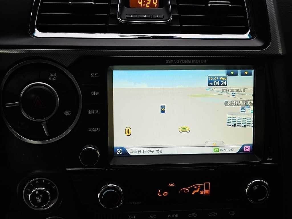 KG모빌리티(쌍용) 코란도 코란도스포츠 디젤 4WD 익스트림 이미지 14