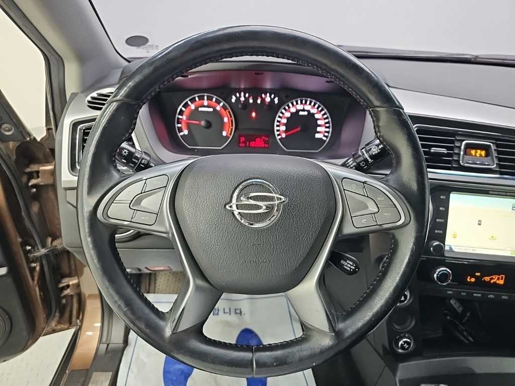 KG모빌리티(쌍용) 코란도 코란도스포츠 디젤 4WD 익스트림 이미지 9